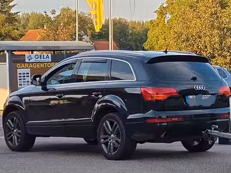 Audi Q7 V6 3.0 TDI quattro