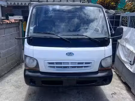 Kia Besta 