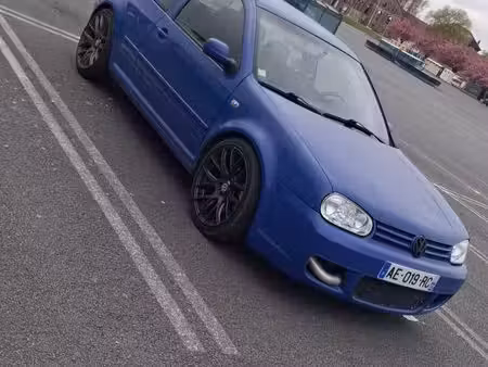Volkswagen Golf GTI 150