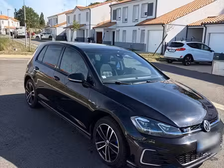Volkswagen Golf GTE 1.4 204