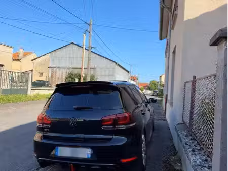 Volkswagen Golf GTI 2.0 TSI 235