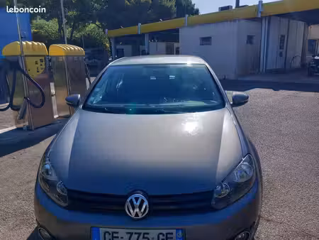 Volkswagen Golf 1.6 TDI 105