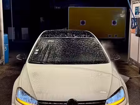 Volkswagen Golf R 2.0 TSI 300 4Motion
