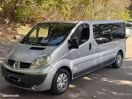 Renault Trafic 2.5 dCi 150