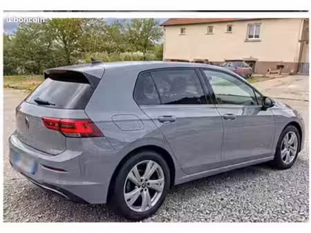 Volkswagen Golf 1.5 TSI 130