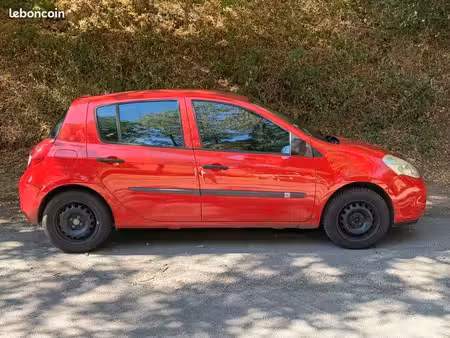 Renault Clio 1.2 75