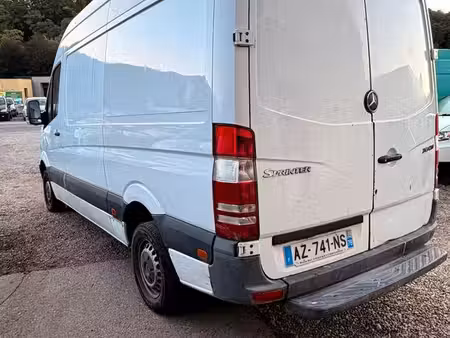 Mercedes-Benz Sprinter 129