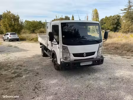 Renault Maxity 3.0 150