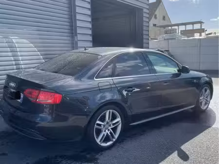 Audi A4 2.0 TDI 170 S line