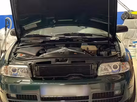 Audi A4 S4 V6 2.7 T 265 quattro