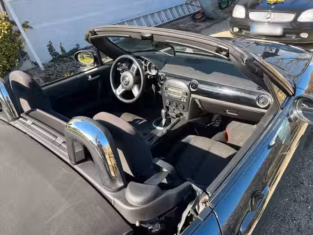 Mazda MX5 1.8 126