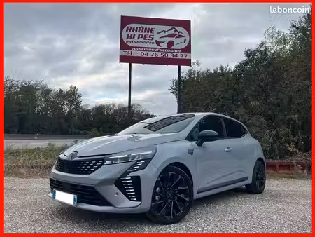 Renault Clio E-Tech 1.6 145 Esprit Alpine