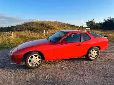 Porsche 924 S