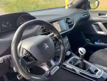 Peugeot 308 1.6 HDi 120