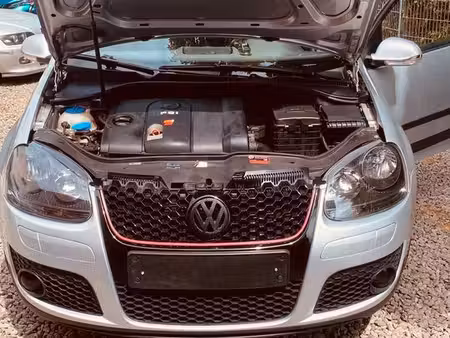 Volkswagen Golf 1.6 FSI