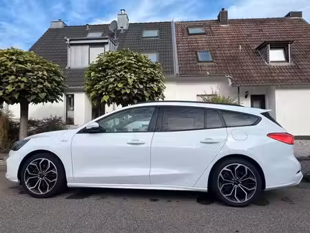 Ford Focus ST 1.5 EcoBoost 150