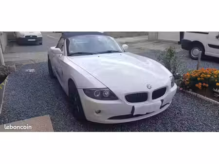BMW Z4 30i 3.0 231