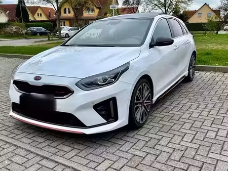 Kia Ceed GT 1.6 T GDi 204