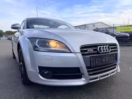 Audi TT 2.0 TFSI 200