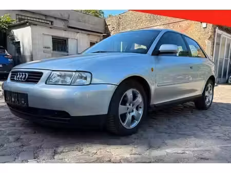 Audi A4 1.6 101