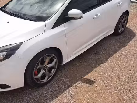 Ford Focus ST 2.0 250