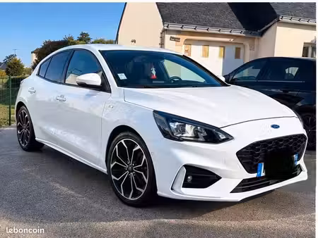 Ford Focus 1.5 TDCi 120 ST Line