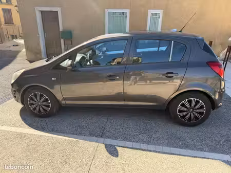 Opel Corsa 1.2 85