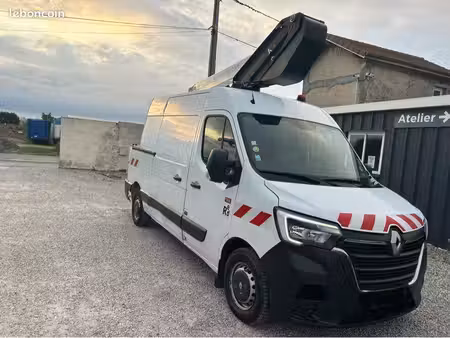 Renault Master 2.3