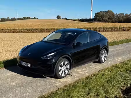 Tesla Model Y 4x4