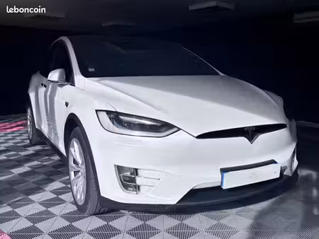 Tesla Model X 4x4