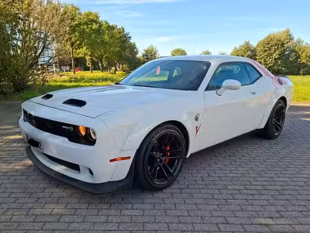 Dodge Challenger SRT Hellcat V8 6.2