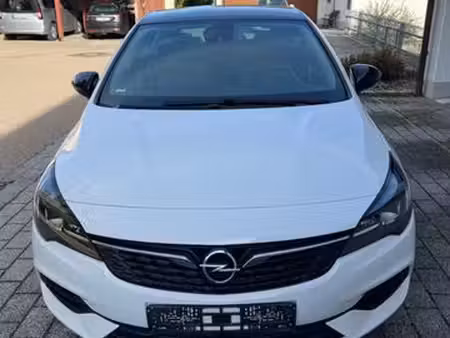 Opel Astra 1.2 110