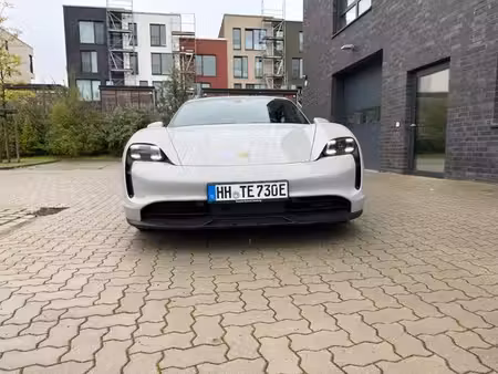 Porsche Taycan Turbo S 408 4x4