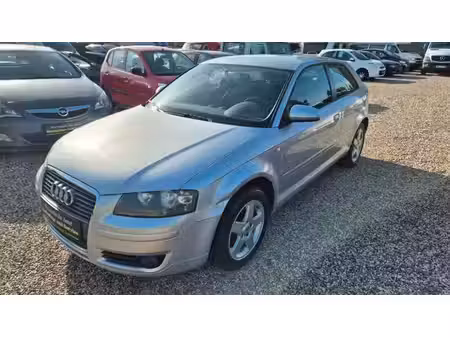 Audi A3 1.6 102 Attraction