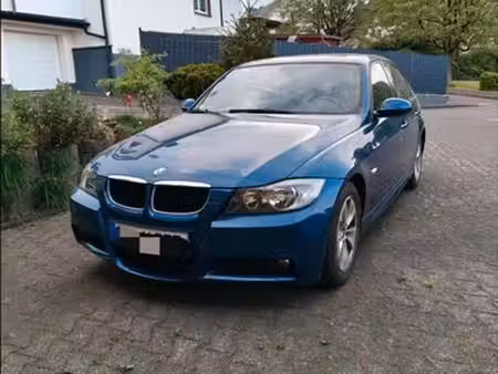 BMW Série 3 318i 2.0 143