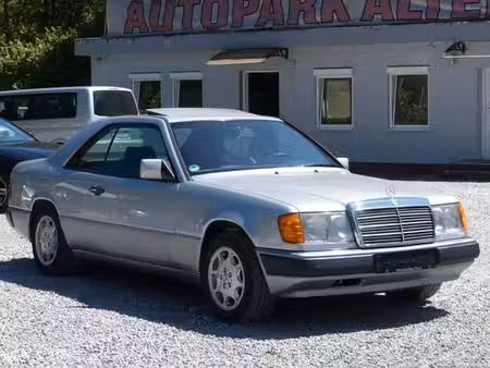 Mercedes-Benz Classe E 300 E Sport