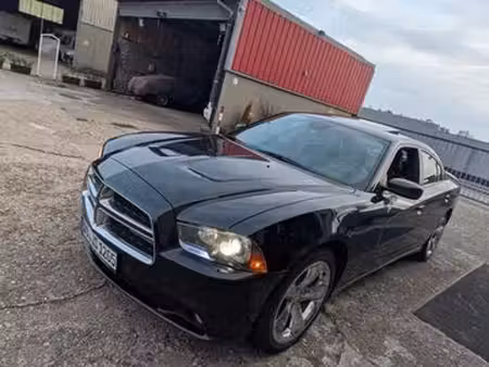 Dodge Charger V6 3.6 Plus