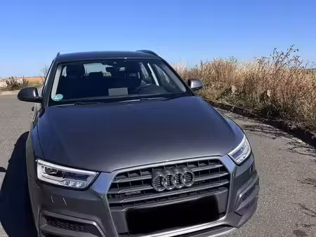 Audi Q3 2.0 Design quattro