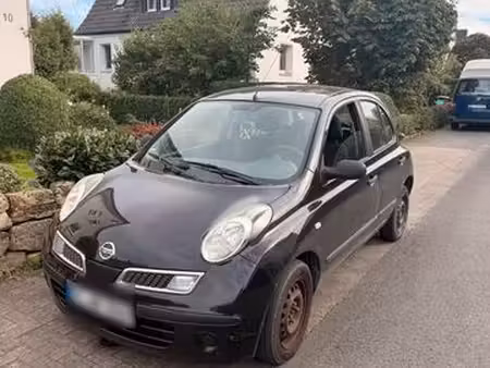 Nissan Micra 