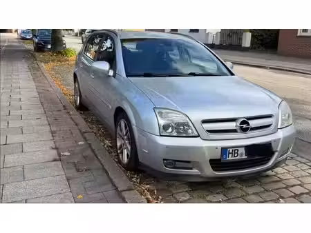 Opel Signum 2.2 125