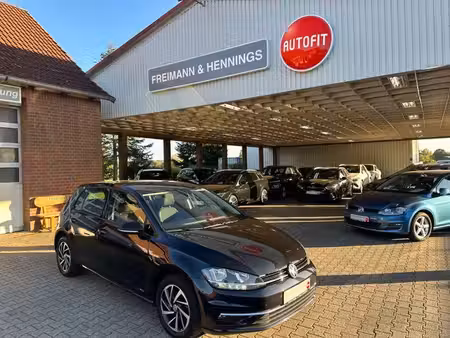 Volkswagen Golf 1.0 TSI 110