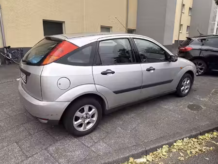 Ford Focus 1.4 75 Ambiente