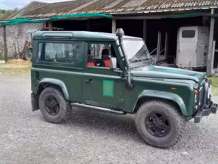 Land Rover Defender 2.0 122 4x4