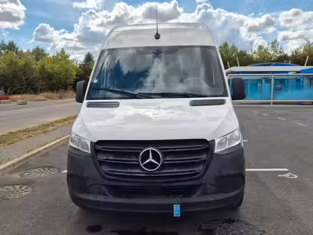 Mercedes-Benz Sprinter 114