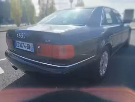 Audi A8 V6 2.8 174