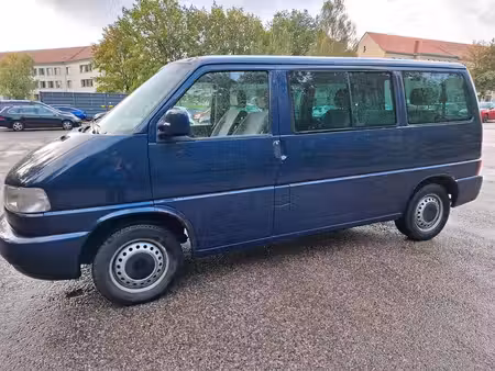 Volkswagen Transporter T5 2.5 TDI 102