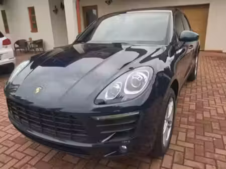 Porsche Macan 2.0 252 4x4