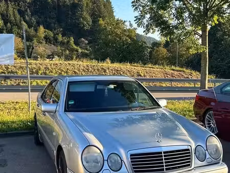 Mercedes-Benz Classe E E 280 V6 2.8