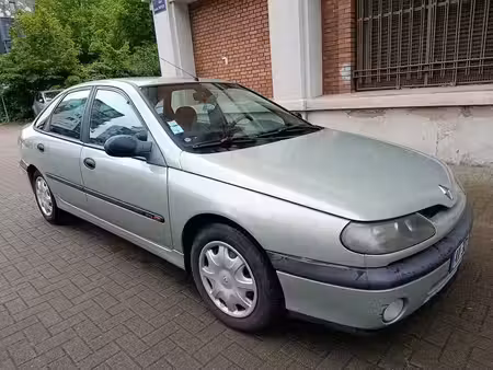Renault Laguna 1.9 dCi 100 Alize