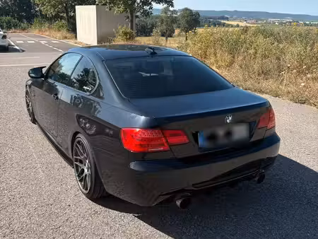 BMW Série 3 325d 3.0 204